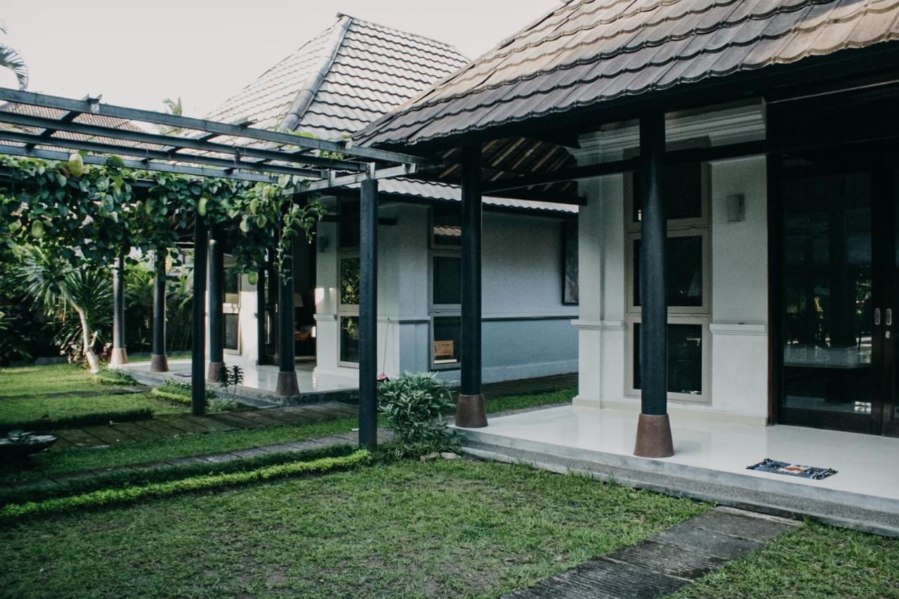 Puri Lotus Ubud Exterior foto