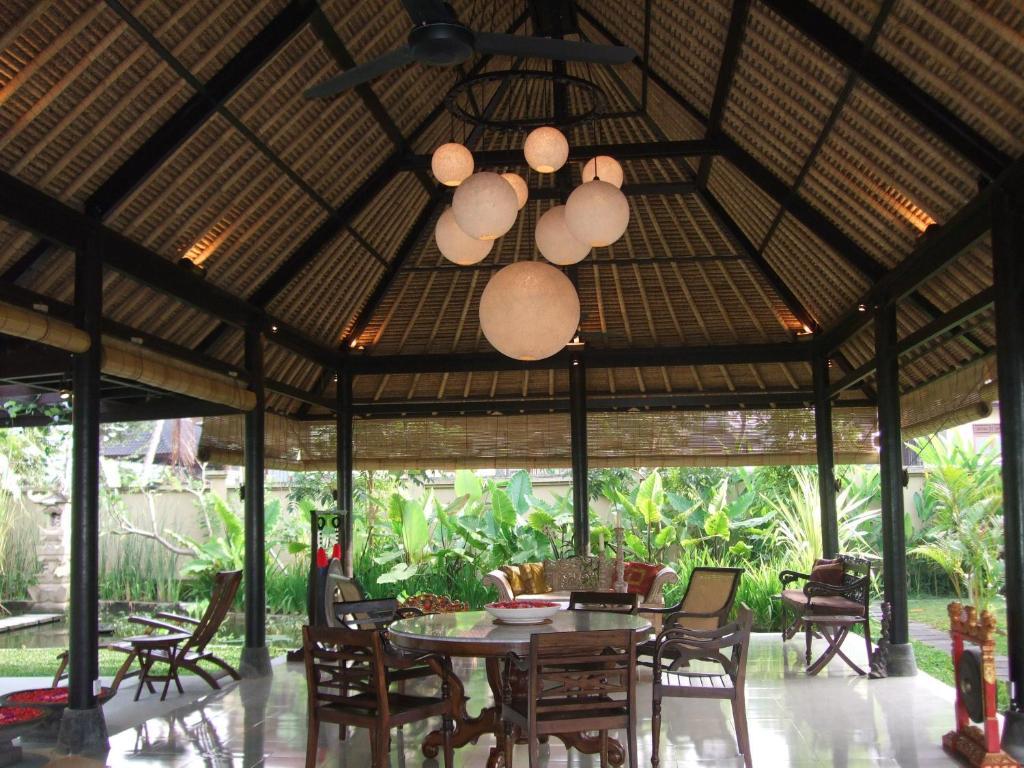 Puri Lotus Ubud Exterior foto
